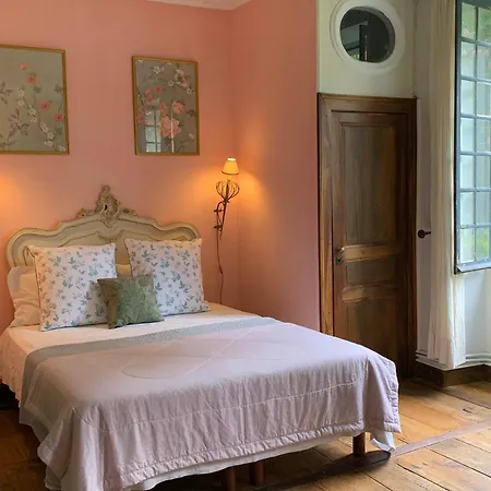 Couette-café Chateau Mas De Pradie Garden View Foissac (Aveyron)